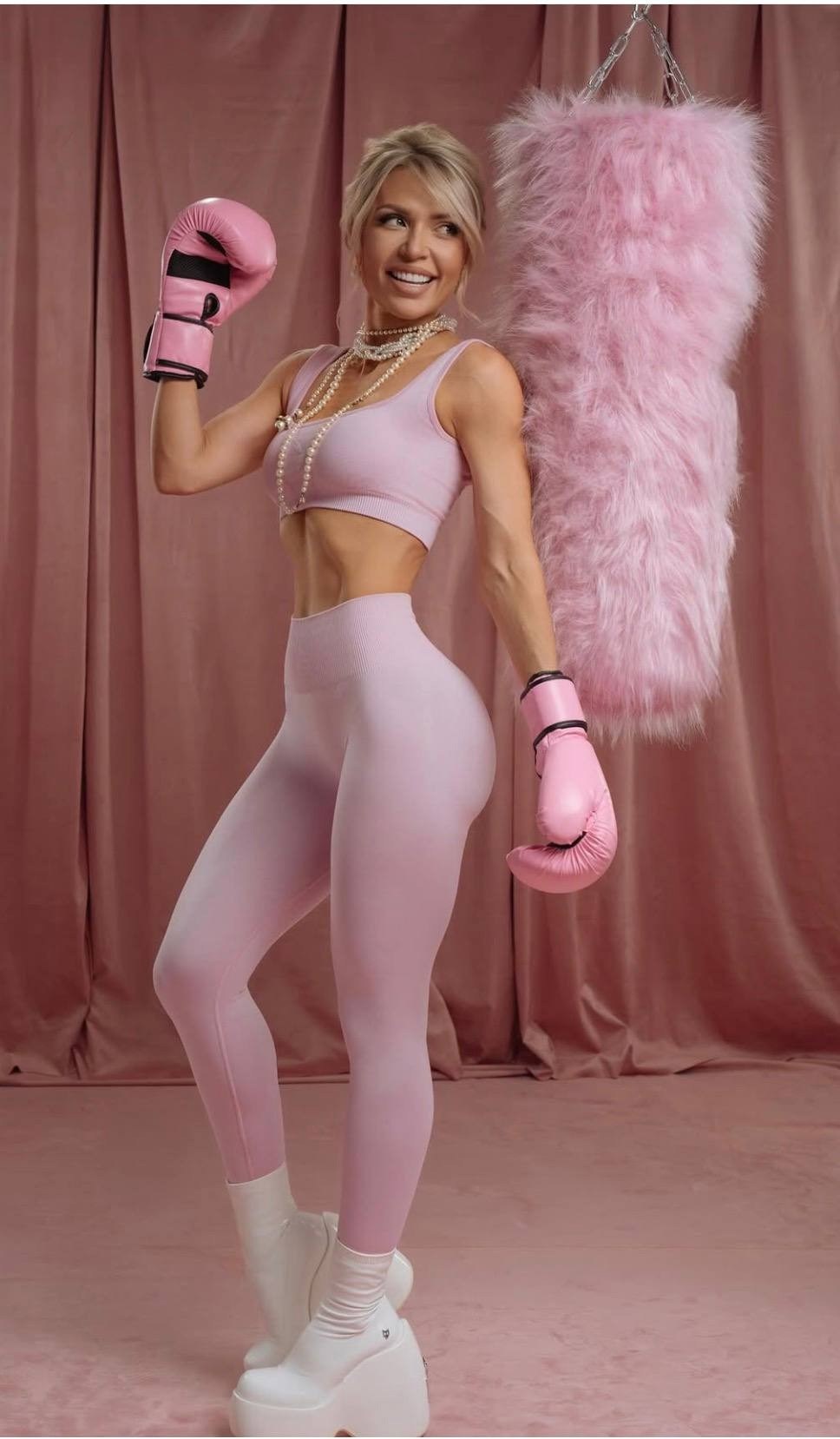 костюм для фитнеса,костюм для фитнеса женский,розовые легинсы,спортивные леггинсы,розовые лосины