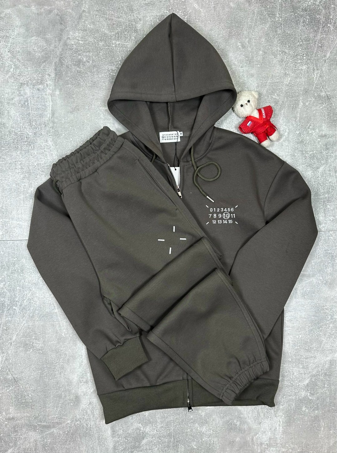 спортивный костюм dolce gabbana,спортивный костюм stefano ricci,спортивный костюм мужской,спортивный костюм tom ford,спортивный костюм