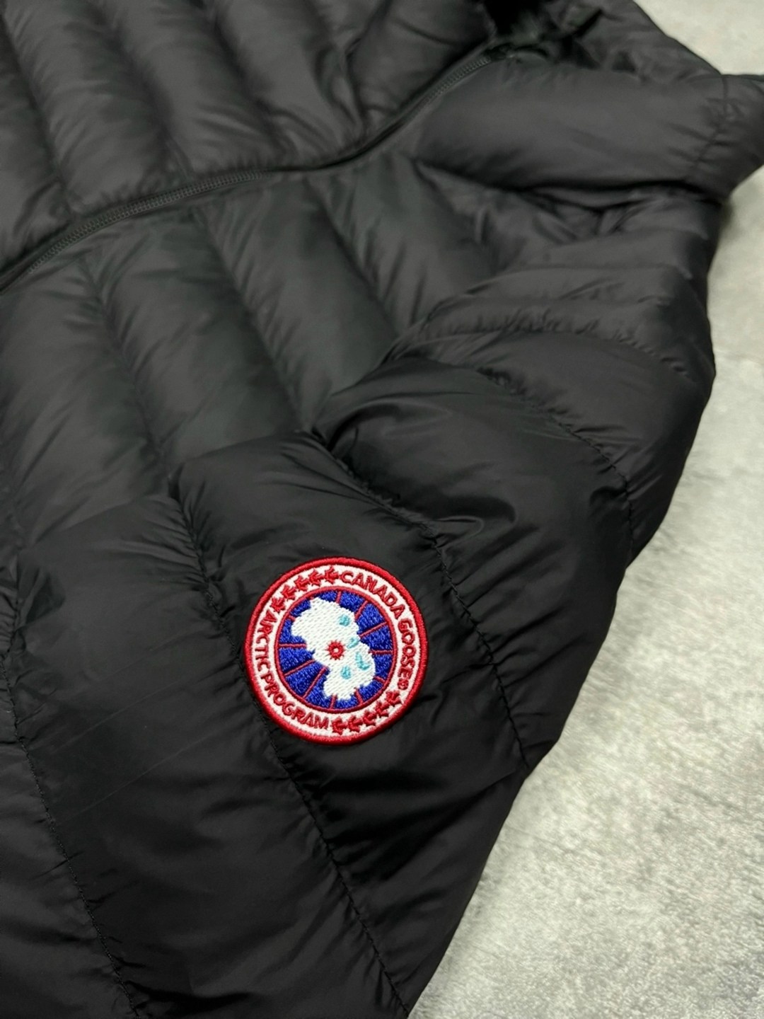пуховик moncler,куртка с подкладкой,moncler jacket,пуховики монклер,куртка