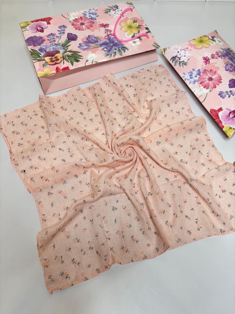 платок женский,шарфы и платки,платки шейный платок,платок женский с рисунком,красивый платок