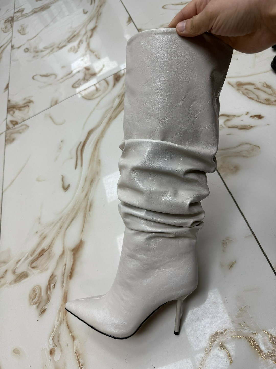 ,сапоги женские,сапоги,сапоги на высоком каблуке,сапоги трубы на каблуке