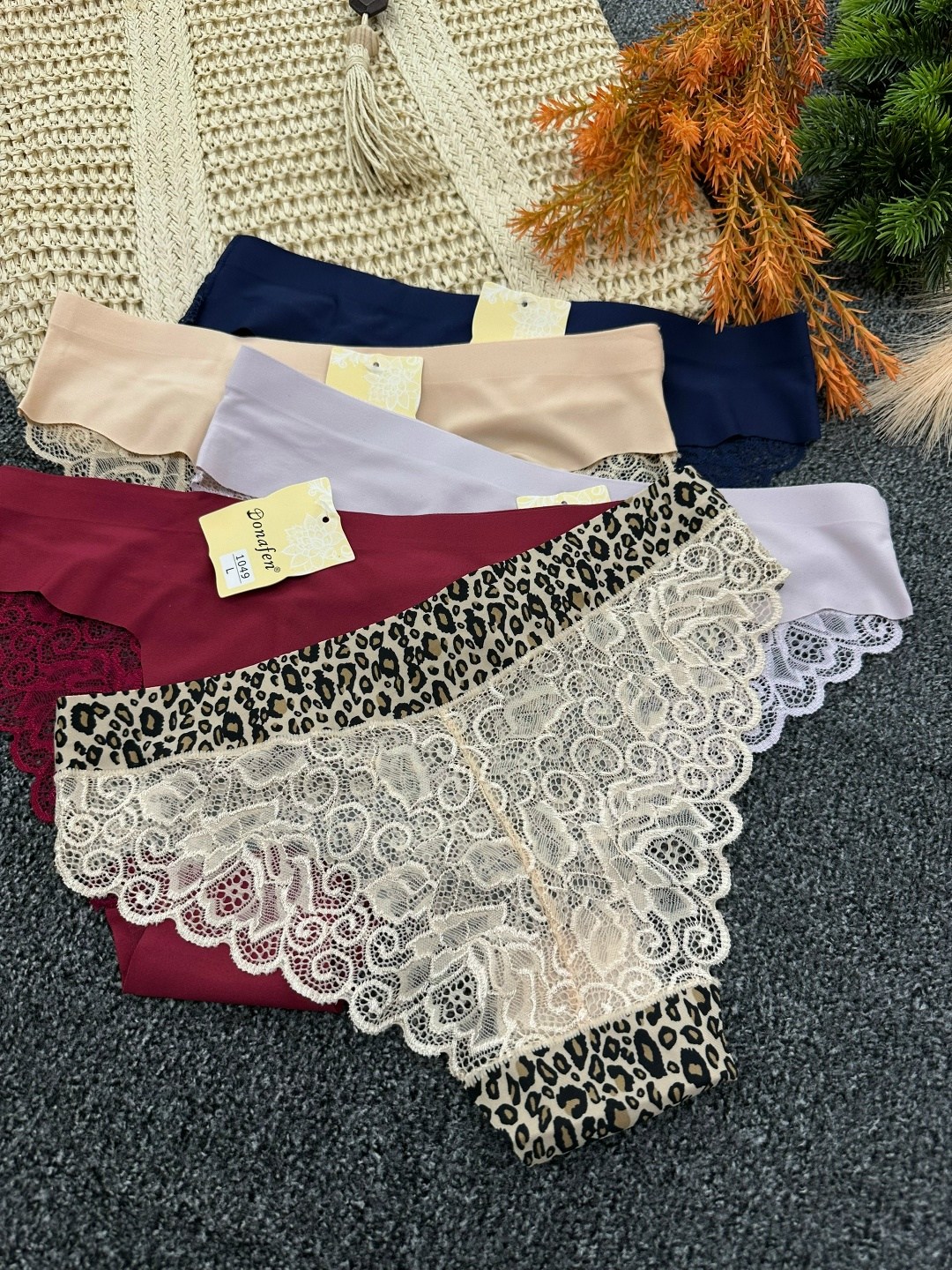 нижне бельё женское,трусы женские,трусики женские,трусики женские кружевные,женские шелковые трусики