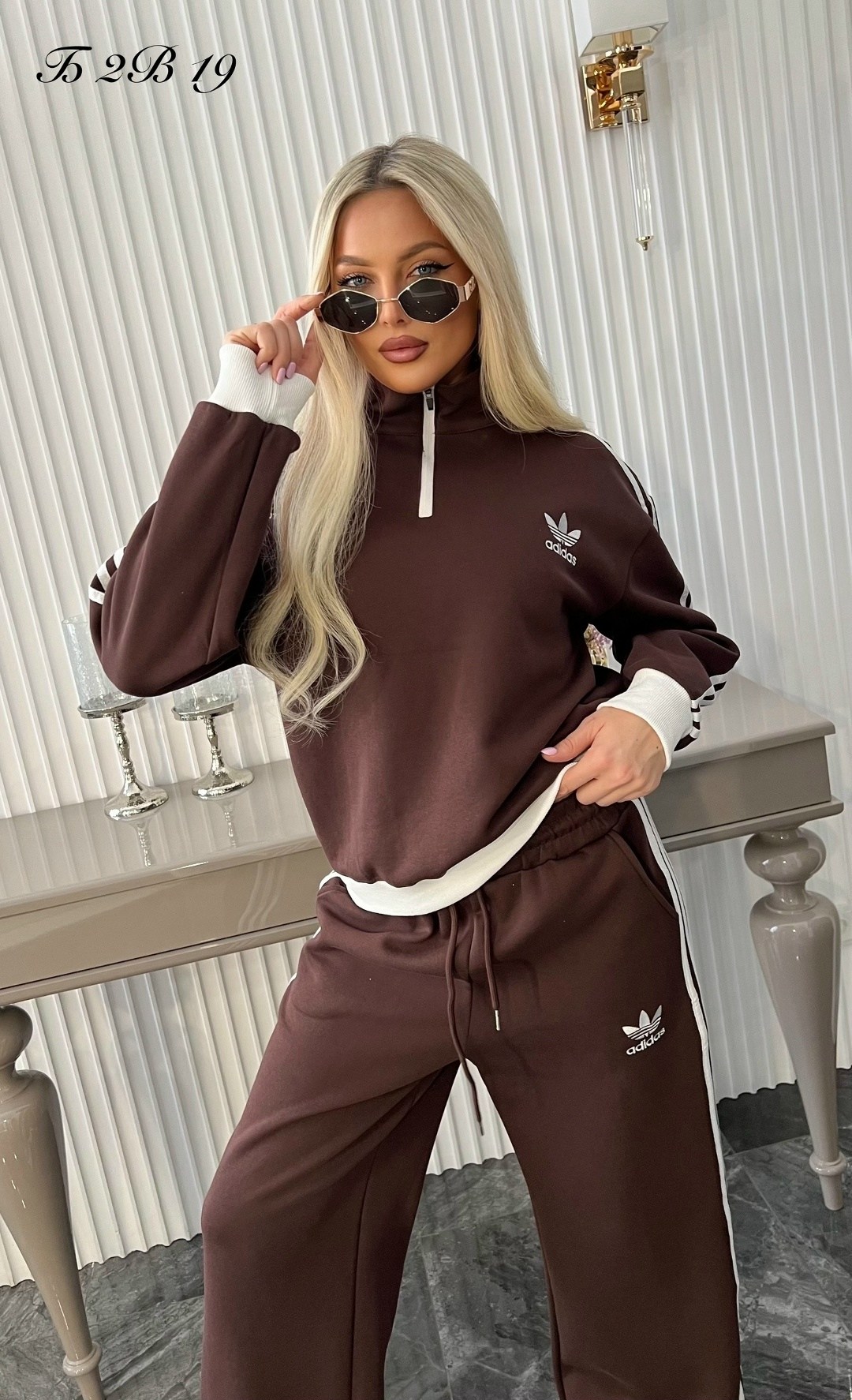 женский спортивный костюм,спортивный костюм,женский костюм,стильные спортивные костюмы,спортивный костюм модный