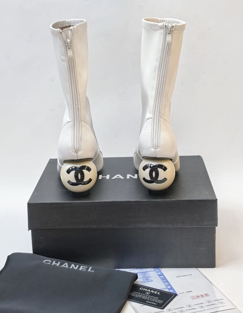 ботильоны chanel,женские кожаные белые ботильоны chanel,сапоги chanel,ботильоны женские chanel,кожаные ботильоны chanel