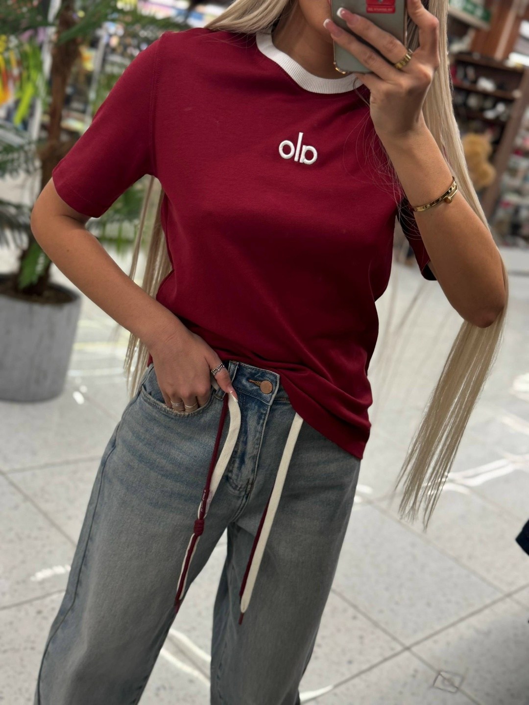 женская футболка,бордовая футболка,футболка,футболки для женщин,футболка женская бордовая