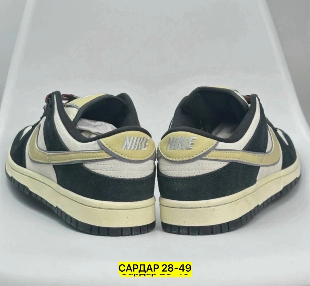 фирменные кроссовки,кроссовки женскиe,спортивная ,кроссовки,кроссовки nike sb dunk low