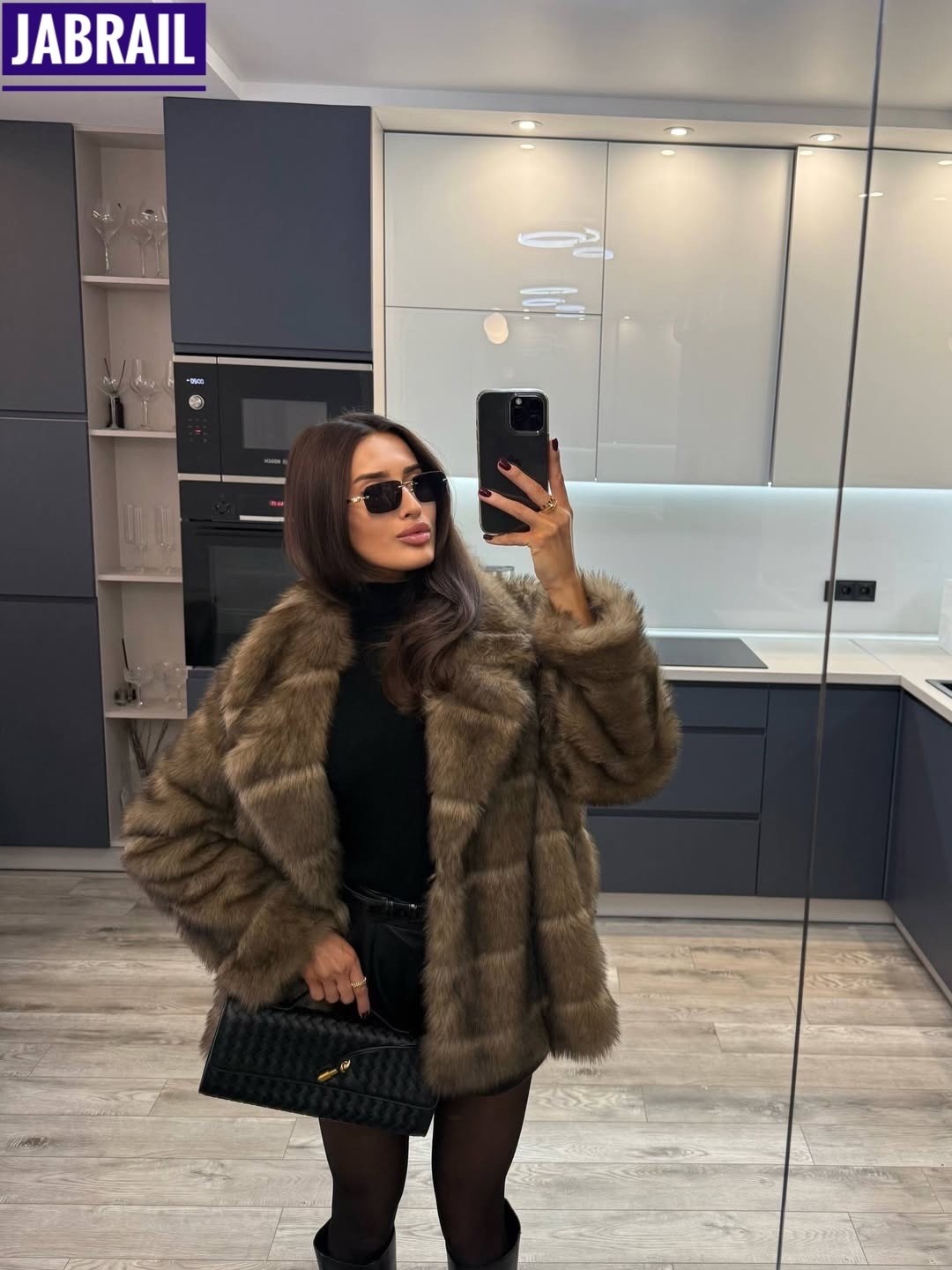 шуба из соболя,соболиная шуба короткая,шуба соболь,короткая шуба из соболя,шуба из меха соболя