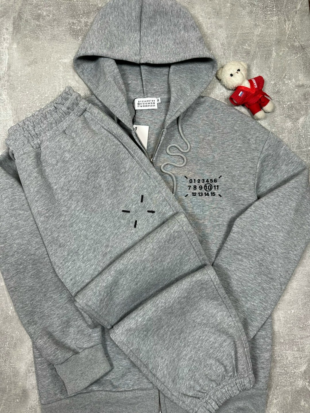 спортивный костюм dolce gabbana,спортивный костюм stefano ricci,спортивный костюм мужской,спортивный костюм tom ford,спортивный костюм