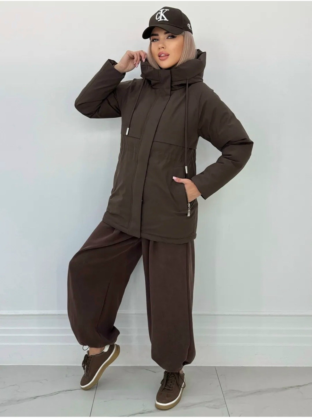 женская демисезонная куртка,куртка,женская куртка,куртка демисезонная с капюшоном,куртка капюшоном