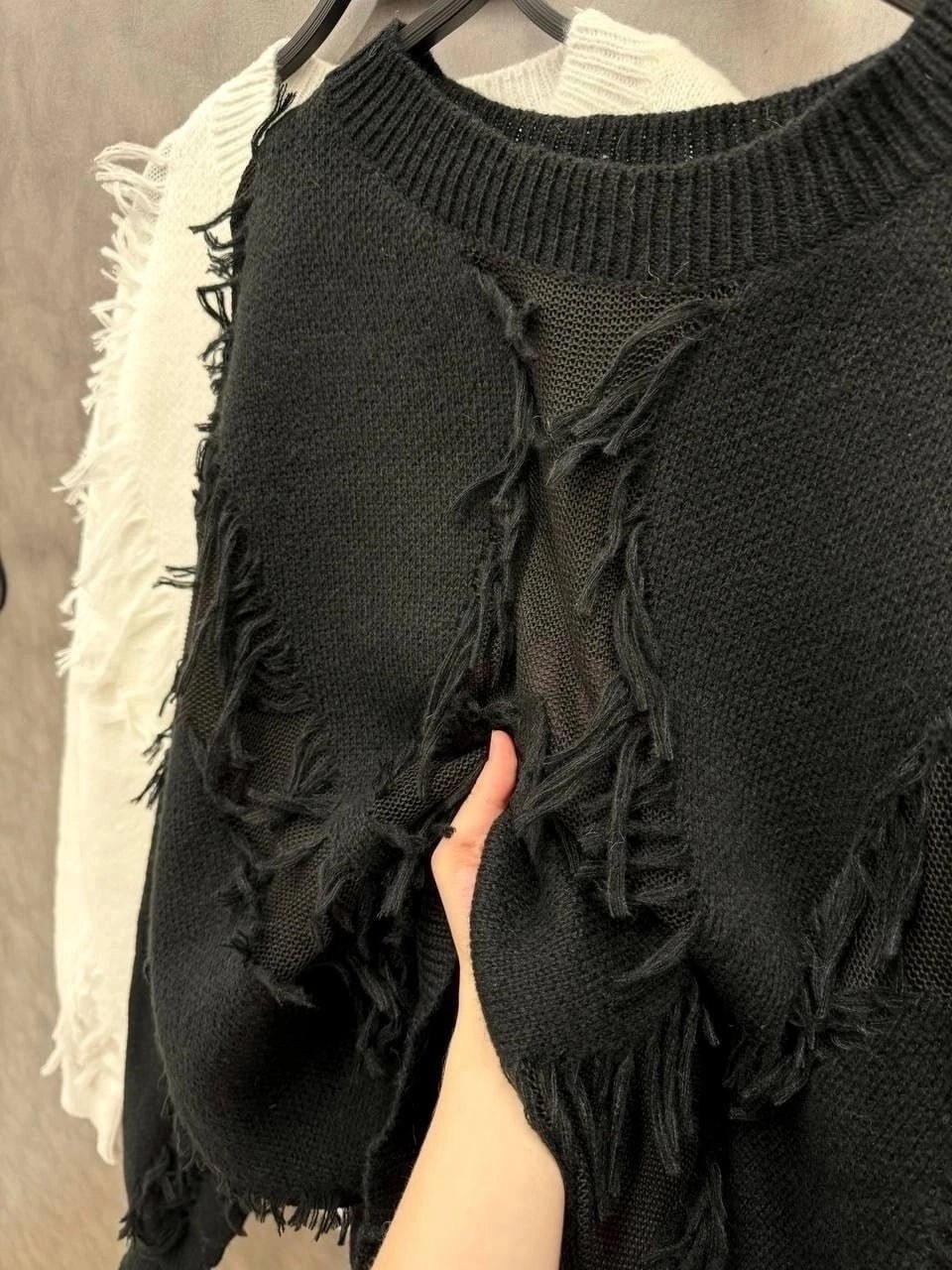 свитер оверсайз с оригинальной бахромой,свитер оверсайз теплый glamour boutique,свитер оверсайз теплый ng boutique,свитер оверсайз удлиненный,свитер вязаный оверсайз