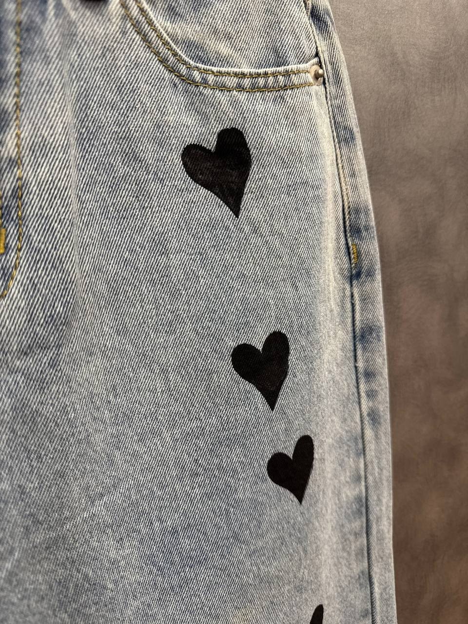 женские джинсы,джинсы модные,джинсы стильные,широкие женские джинсы,широкие джинсы