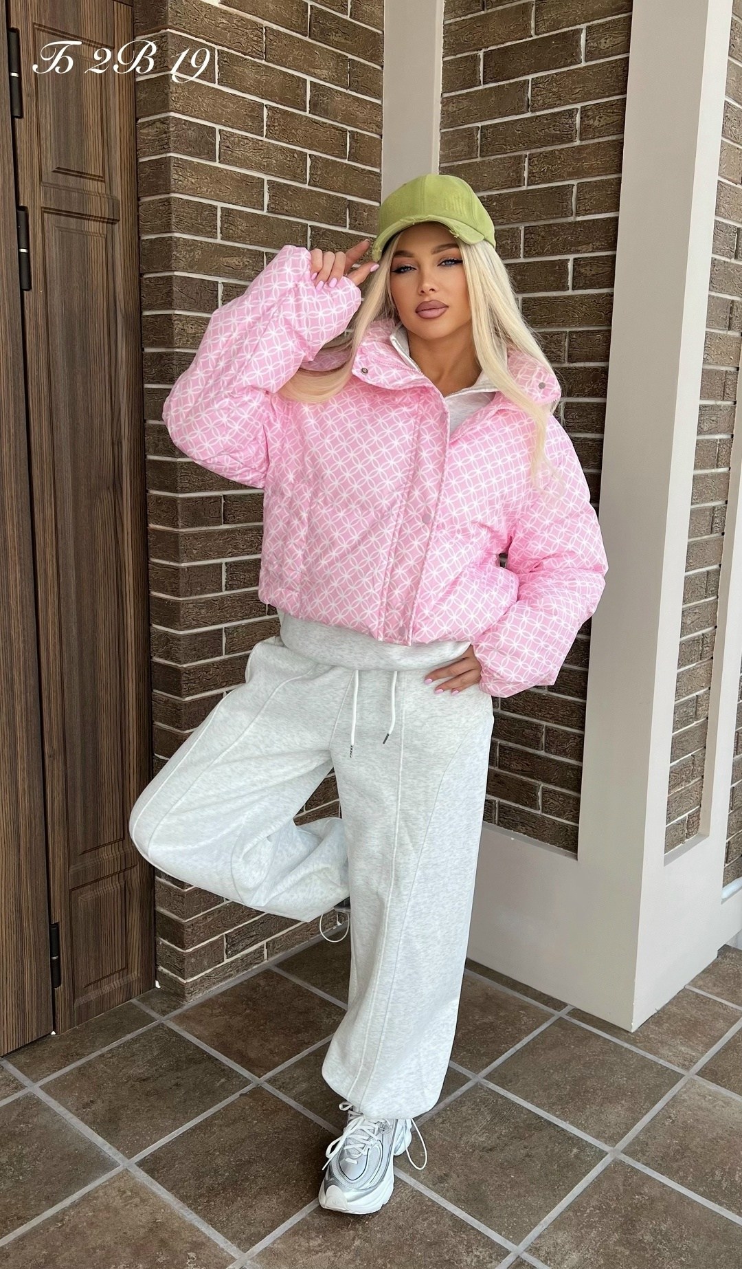 женская демисезонная куртка,демисезонная куртка,куртка женская,куртки бомбер,стильная куртка