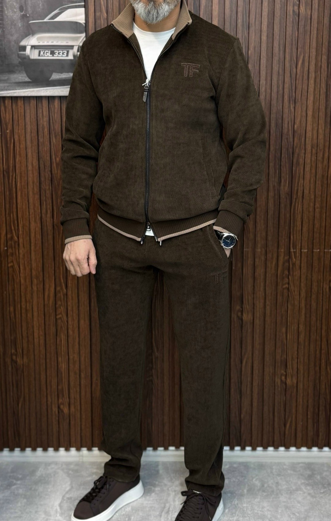 мужской спортивный костюм,спортивный костюм для мужчин вельвет,спортивный костюм,мужской костюм,костюм мужской велюровый