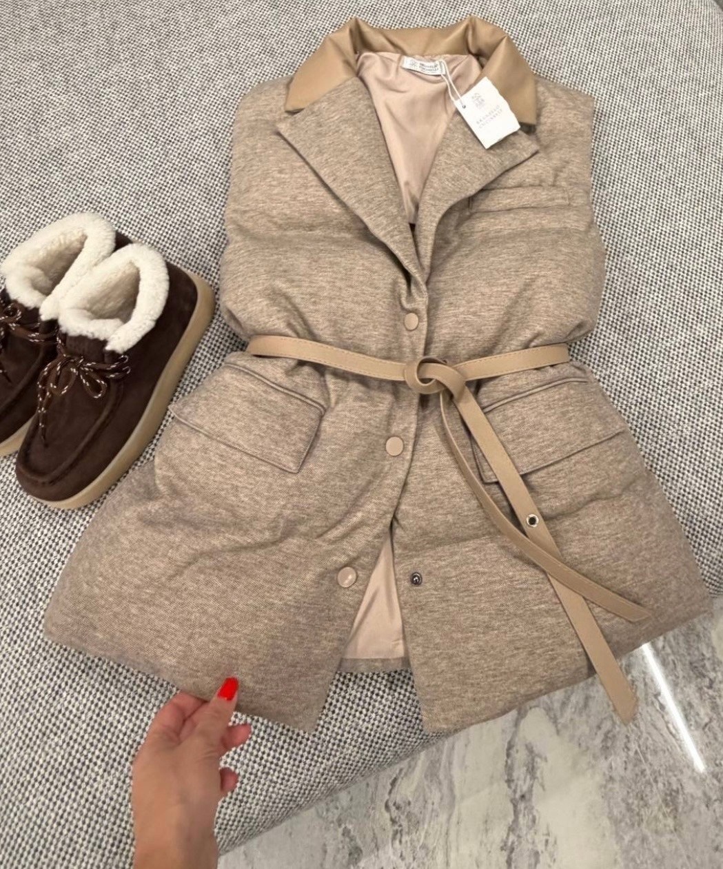 женская жилетка,жилет серый,жилет женский утепленный,жилет,жилет с поясом