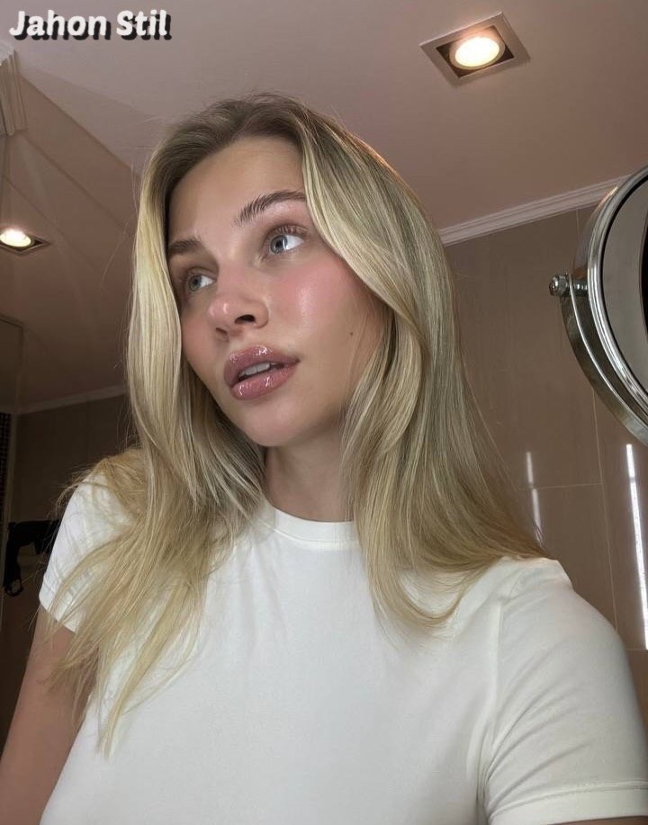 базовая женская футболка,футболки женская,укороченная футболка женская,облегающая футболка,обтягивающая футболка