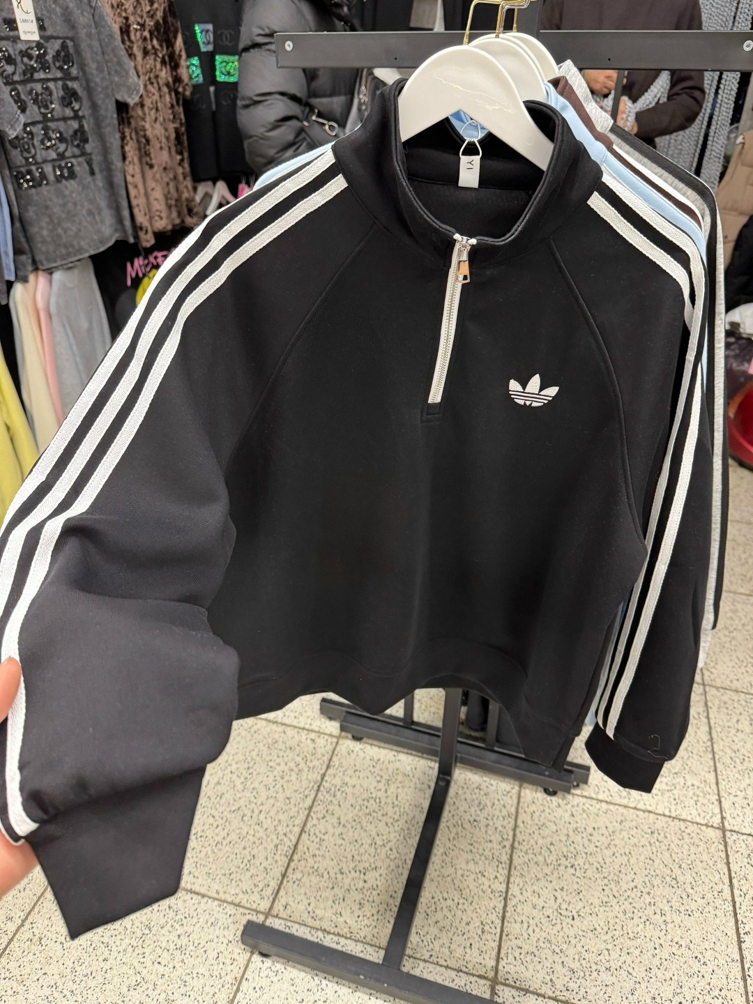 adidas original,олимпийка adidas originals,винтажный свитшот адидас,женские бомберы adidas originals,олимпийка adidas originals мужская