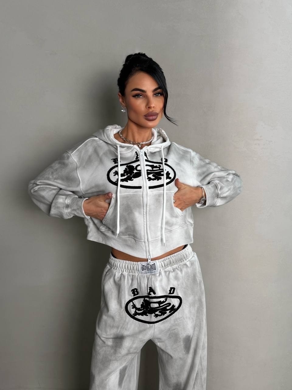 костюм женский,костюм спортивный женский,костюм спортивный,трикотажный костюм,костюм в спортивном стиле