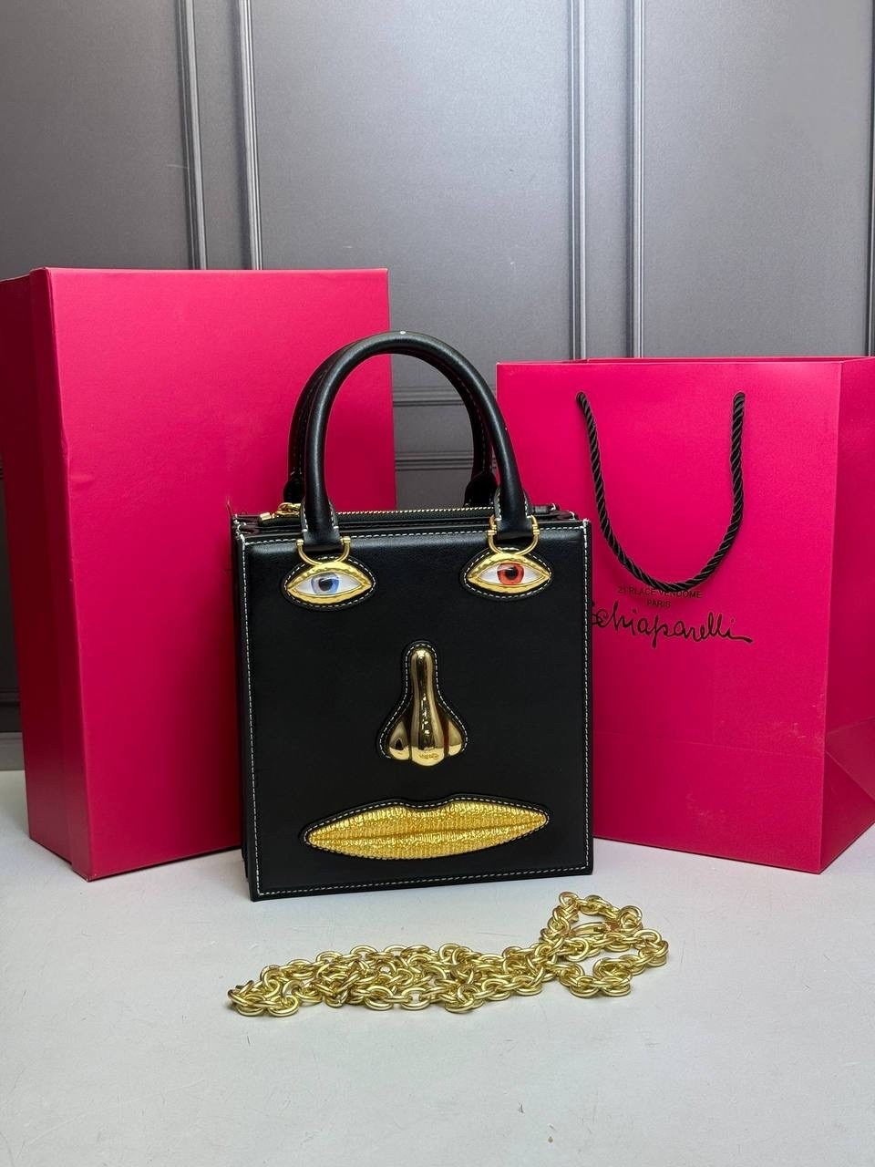 сумка-тоут schiaparelli,сумка schiaparelli,брендовая женская сумка,женская сумка schiaparelli,бархатная сумка для глаз schiaparelli premium sense demon