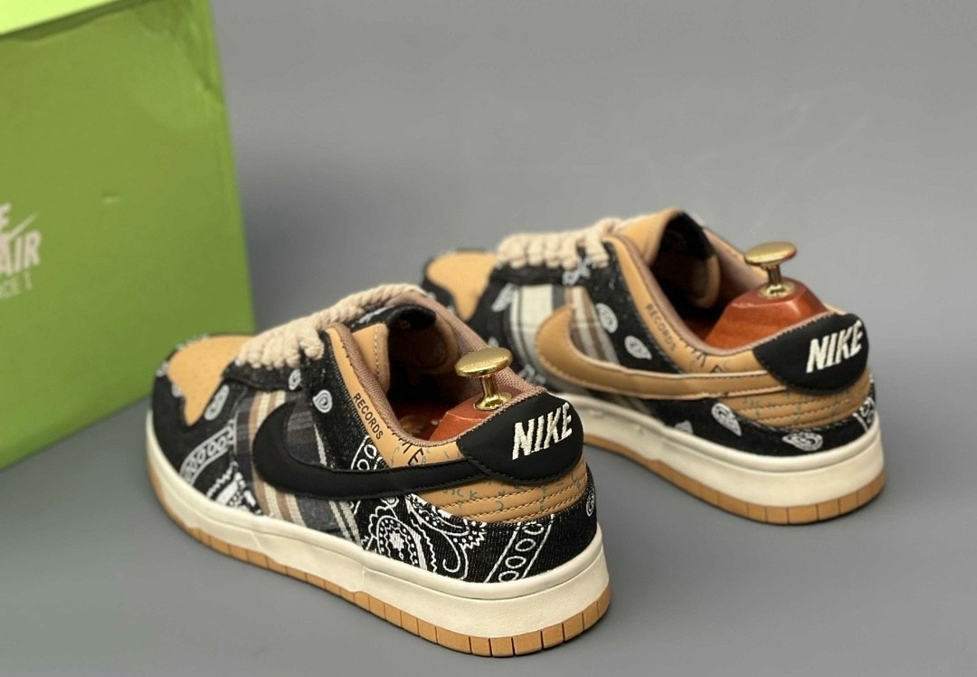 nike sb dunk low travis scott,кроссовки nike sb dunk low travis scott,кроссовки nike sb dunk low x travis scott,travis scott x nike sb dunk low,nike dunk sb travis scott
