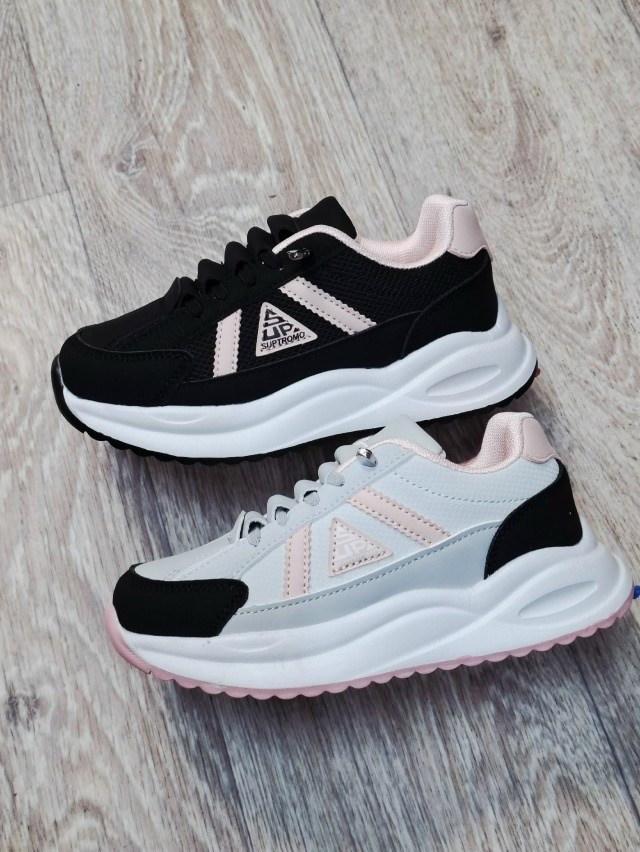 кроссовки женскиe,кроссовки, спортивная,модные кроссовки,кроссовка