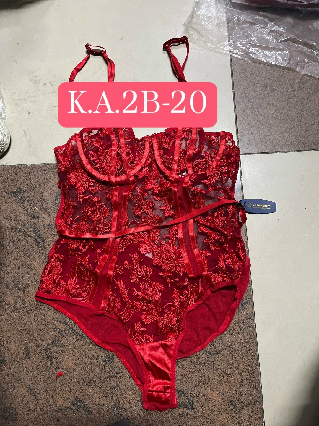 боди нижнее белье,нижнее белье красное,нижне бельё женское,женские белье,боди красное