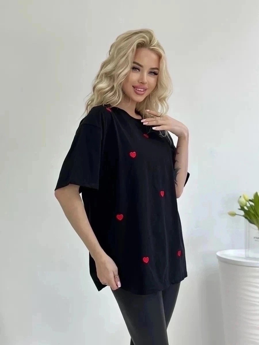 футболки женская,футболки женские с принтом,футболки женская оверсайз,футболка оверсайз с сердечком,футболка оверсайз с сердцами