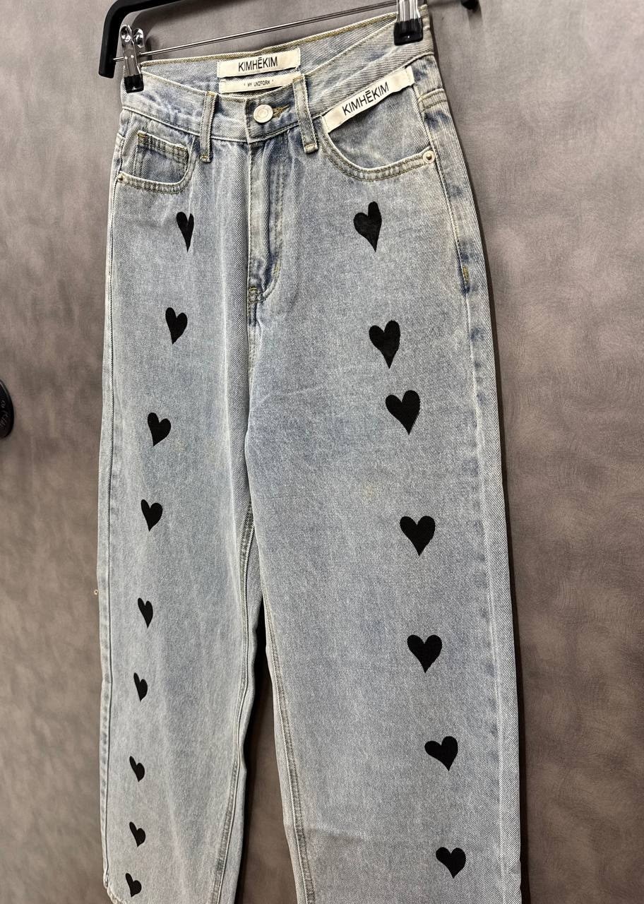 женские джинсы,джинсы модные,джинсы стильные,широкие женские джинсы,широкие джинсы