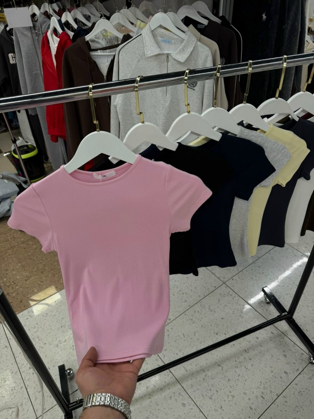 базовая футболка женская,футболки женская,футболки и топы,футболки модные,базовые футболки