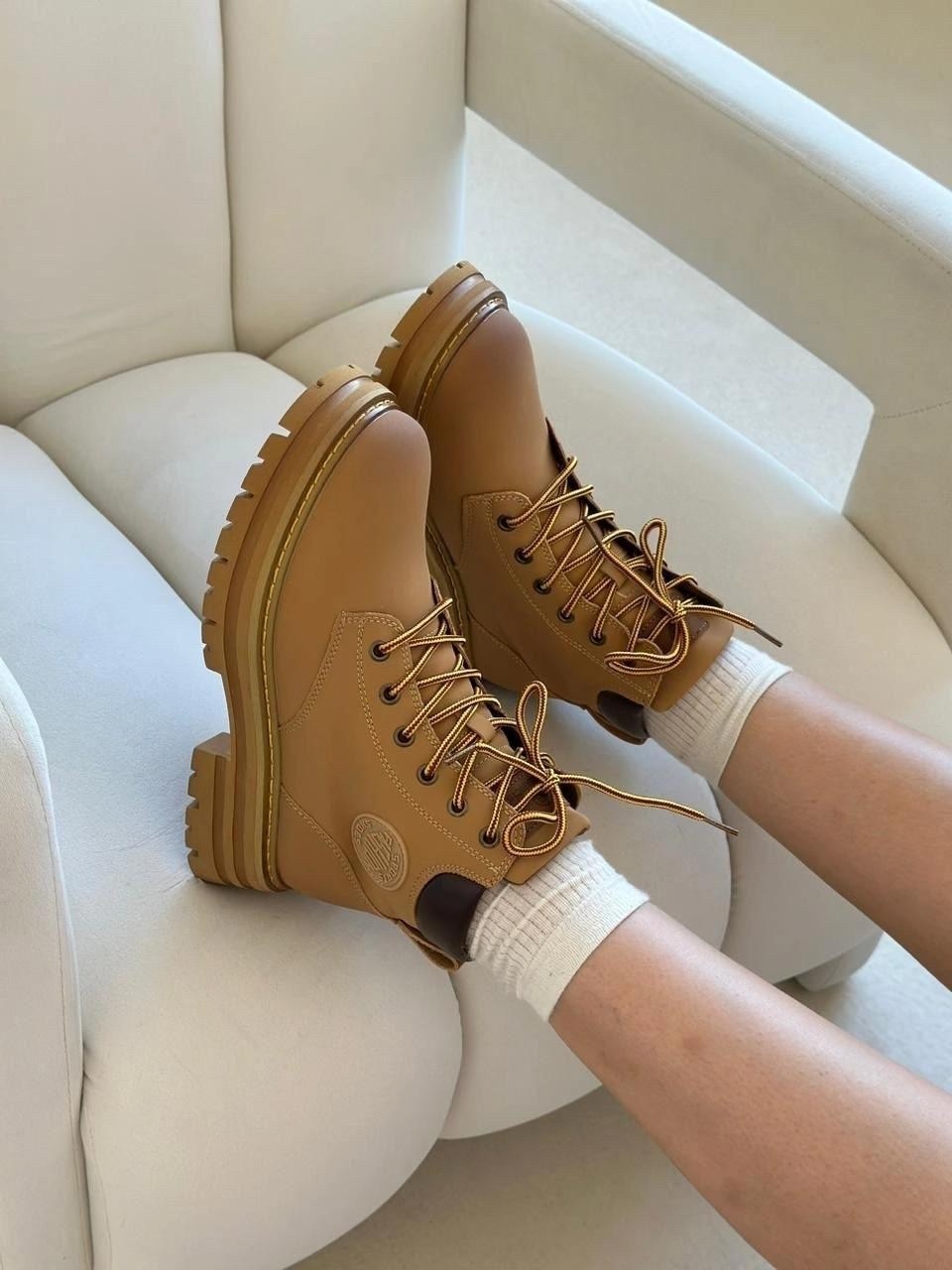 ,ботинки женские,ботинки модные,женская ,обуви