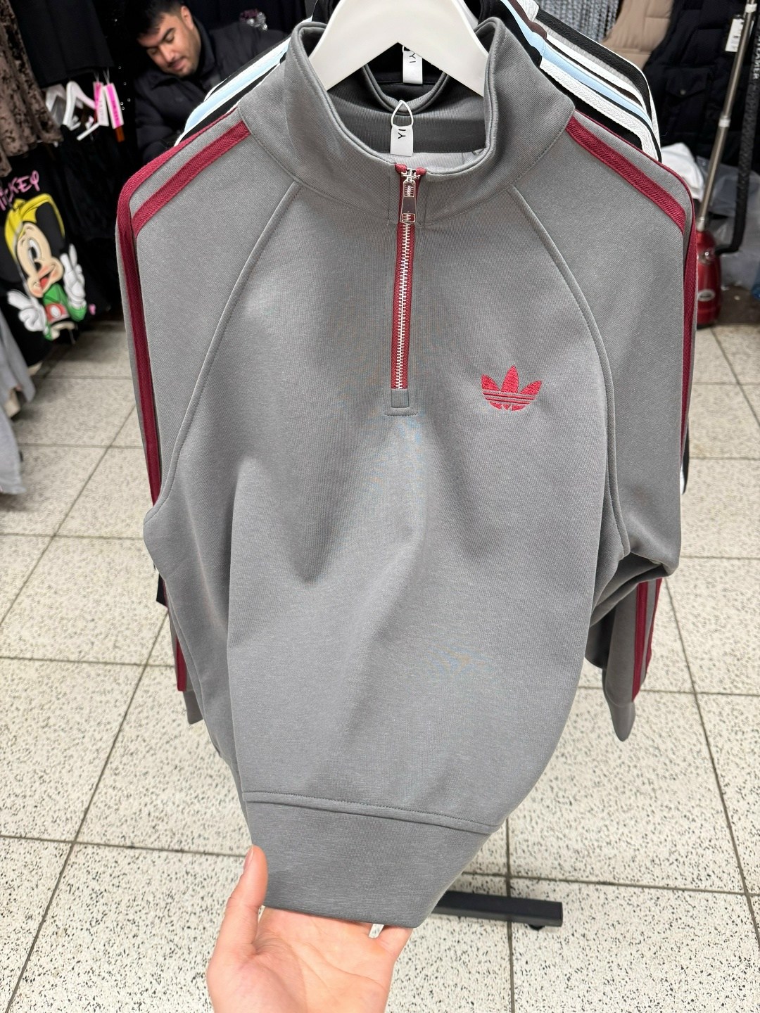 adidas original,олимпийка adidas originals,винтажный свитшот адидас,женские бомберы adidas originals,олимпийка adidas originals мужская