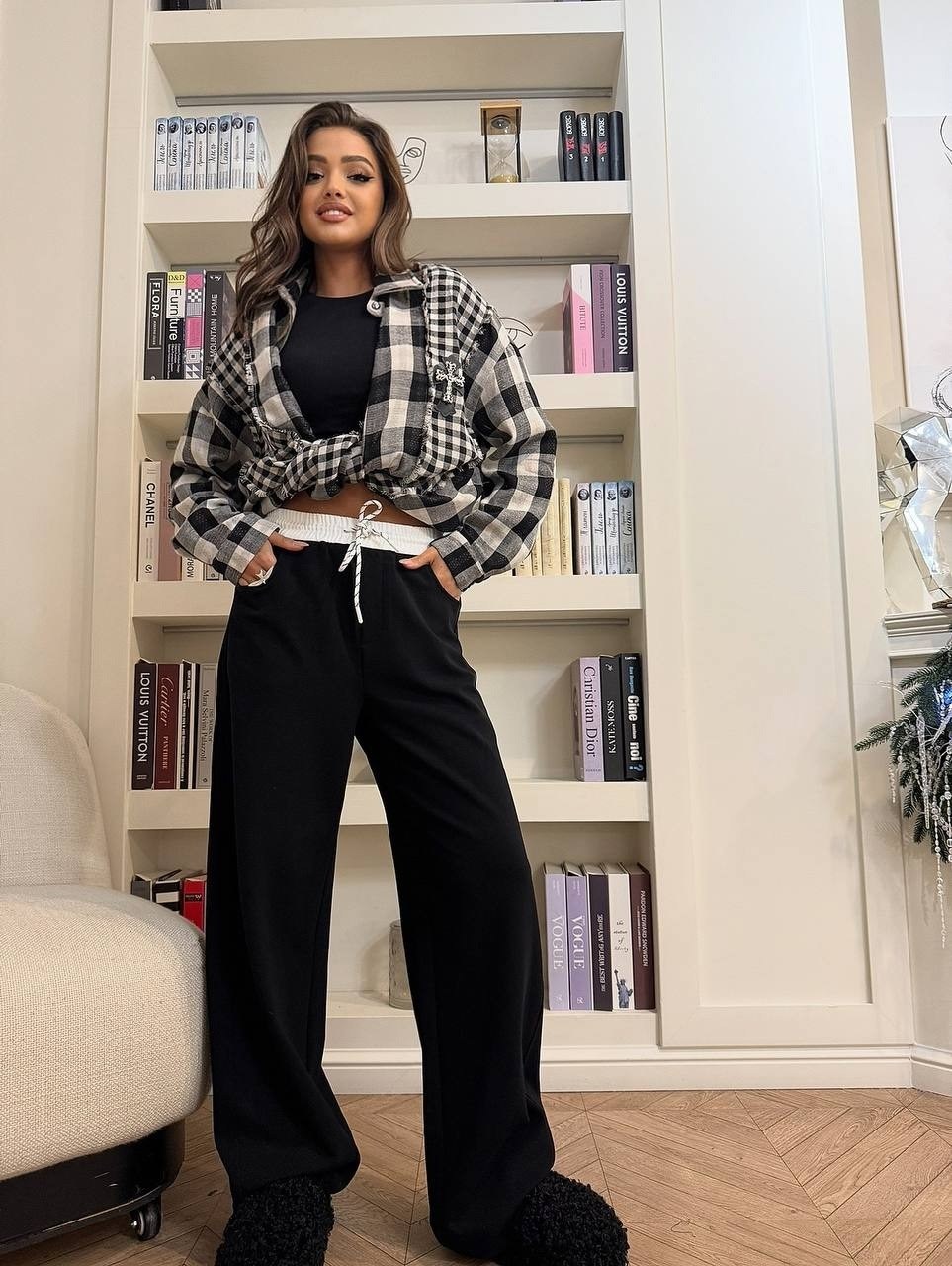 модные брюки,повседневный костюм,широкие брюки,модные образы