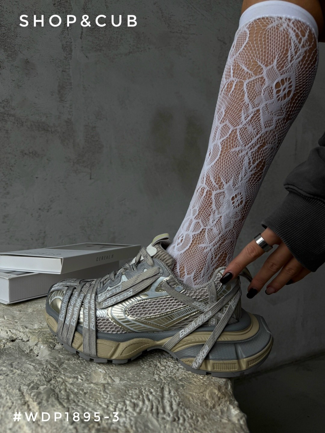 женские кроссовки balenciaga,кроссовки balenciaga,женские кроссовки,,модные кроссовки