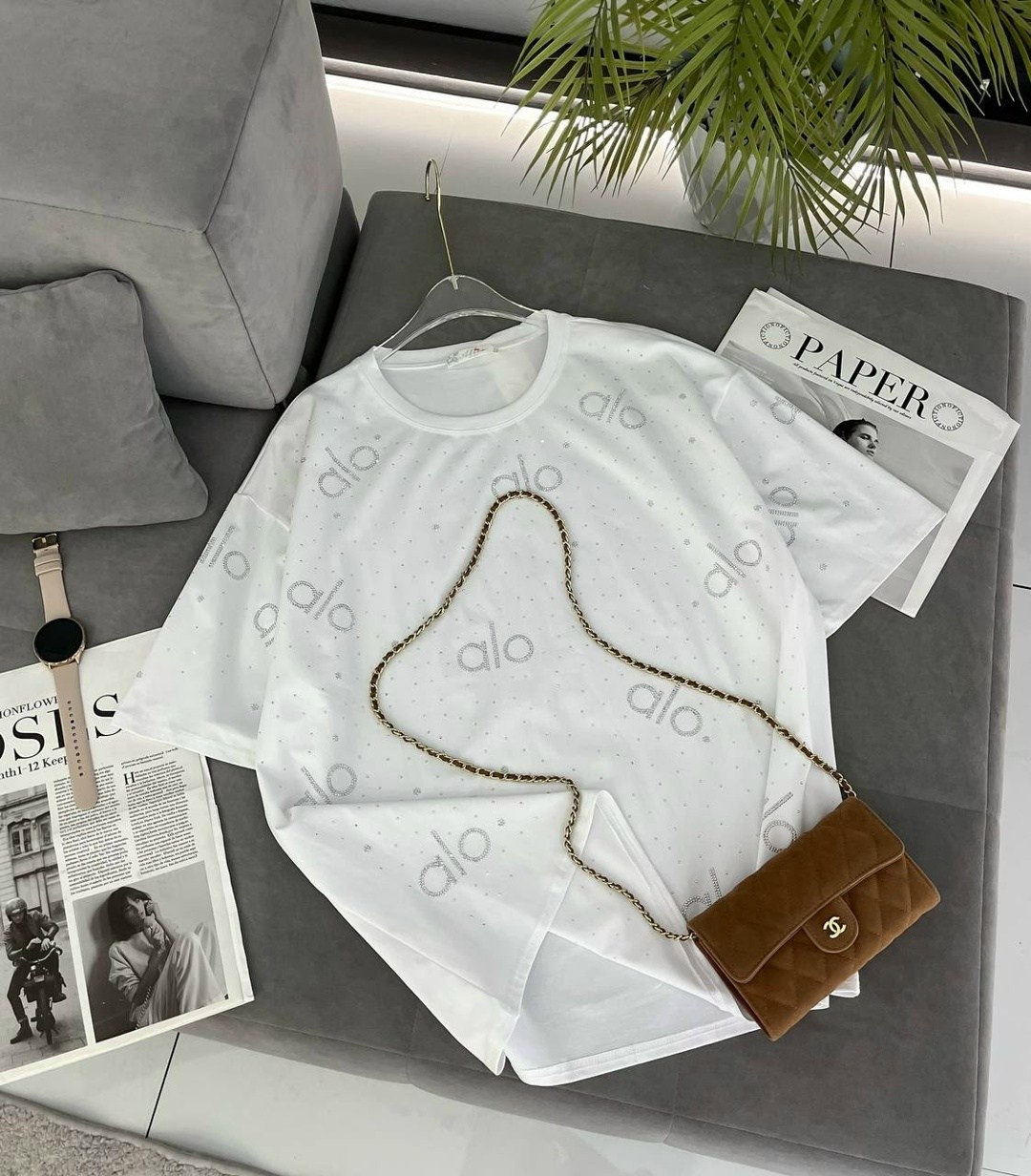 женская футболка,футболки женская оверсайз,футболка оверсайз,футболка женская оверсайз со стразами,блузка женская