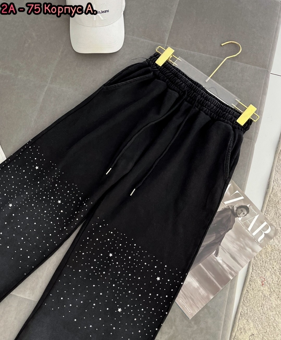 стильные костюмы,женский спортивный костюм,женский костюм,спортивный костюм,костюм женский со стразами