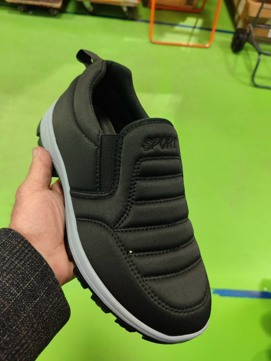 мужская зимняя,,мужские зимние ботинки,мужские зимние кроссовки,спортивная  для мужчин