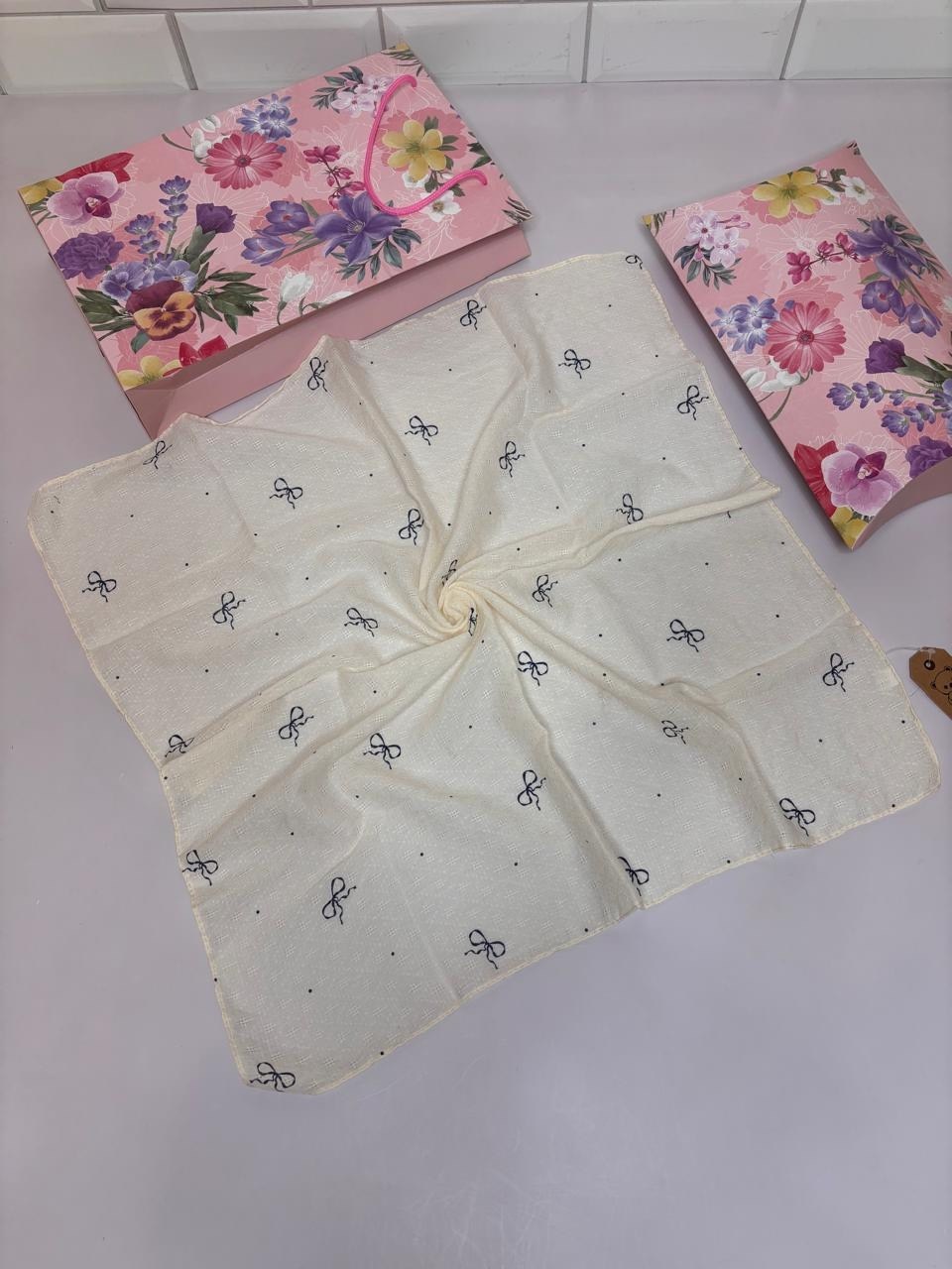 платок женский,шарфы и платки,платки шейный платок,платок женский с рисунком,красивый платок