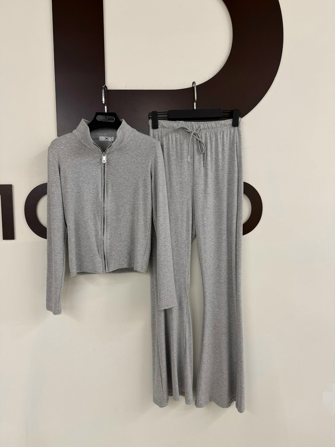 кашемировый костюм loro piana,трикотажный костюм,женские костюмы,костюм brunello cucinelli,костюм двойка кашемир