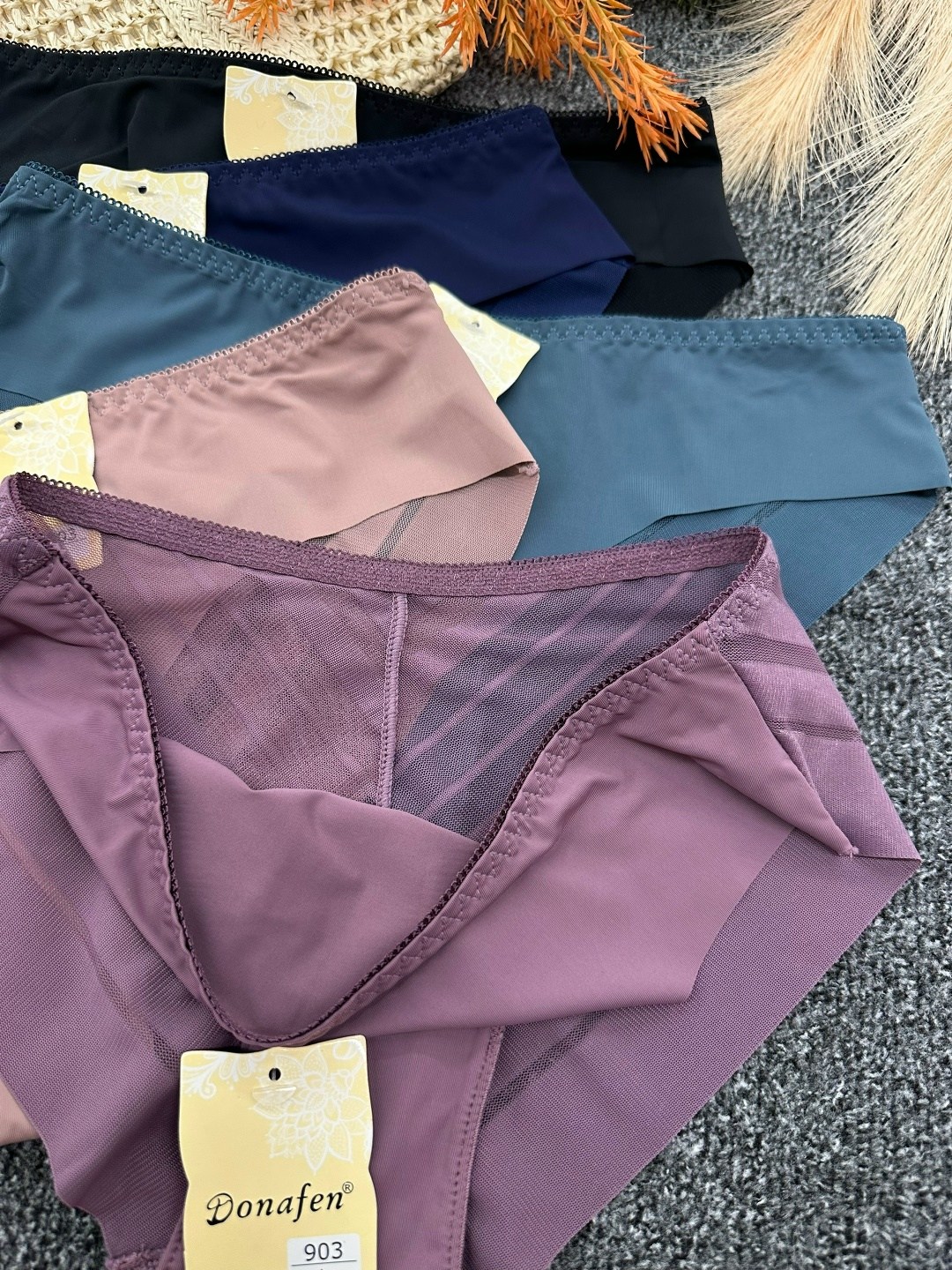 бесшовные женские трусы,женские бесшовные трусики,бесшовные трусики,бесшовные трусы,шелковые трусики