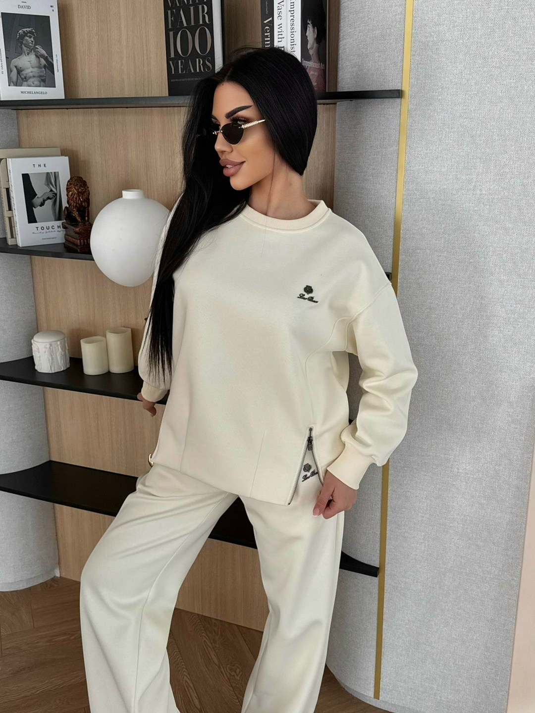 костюм женский,спортивные костюмы женские,трикотажные костюмы,костюм с брюками,костюм бежевый