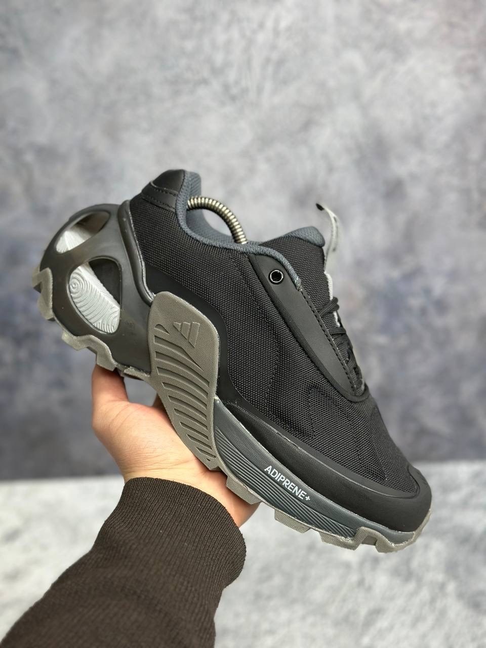 кроссовки мужские adidas,кроссовки adidas,кроссовки wonder runner для бега унисекс с низким верхом черного цвета adidas,мужские кроссовки,кроссовки adidas edge runner