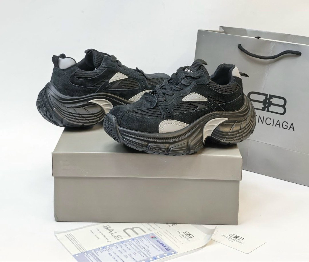 balenciaga кроссовки черные,balenciaga кроссовки черные мужские,кроссовки balenciaga triple s,кроссовки balenciaga,женские кроссовки balenciaga