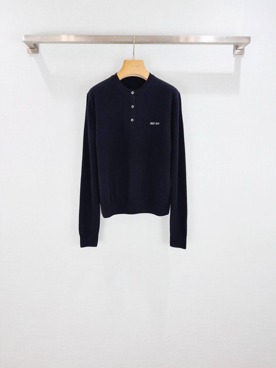 джемпер,свитер,свитер с воротником,свитер для женщин,свитера вязаные