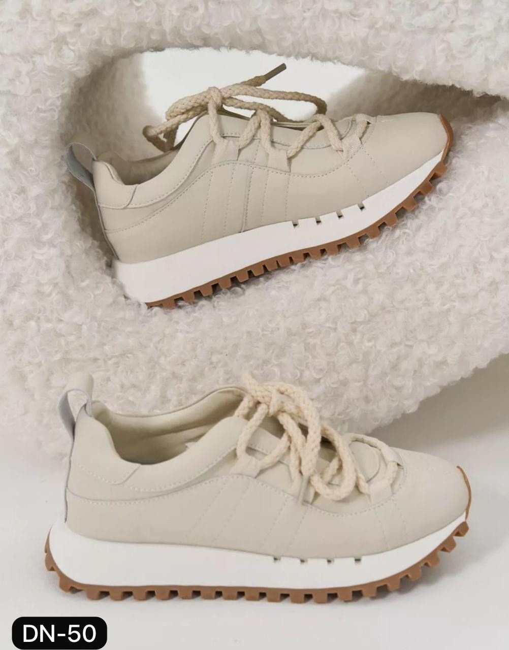 ,женские кроссовки, вокмакс кроссовки женские,бежевые кроссовки,повседневные кроссовки