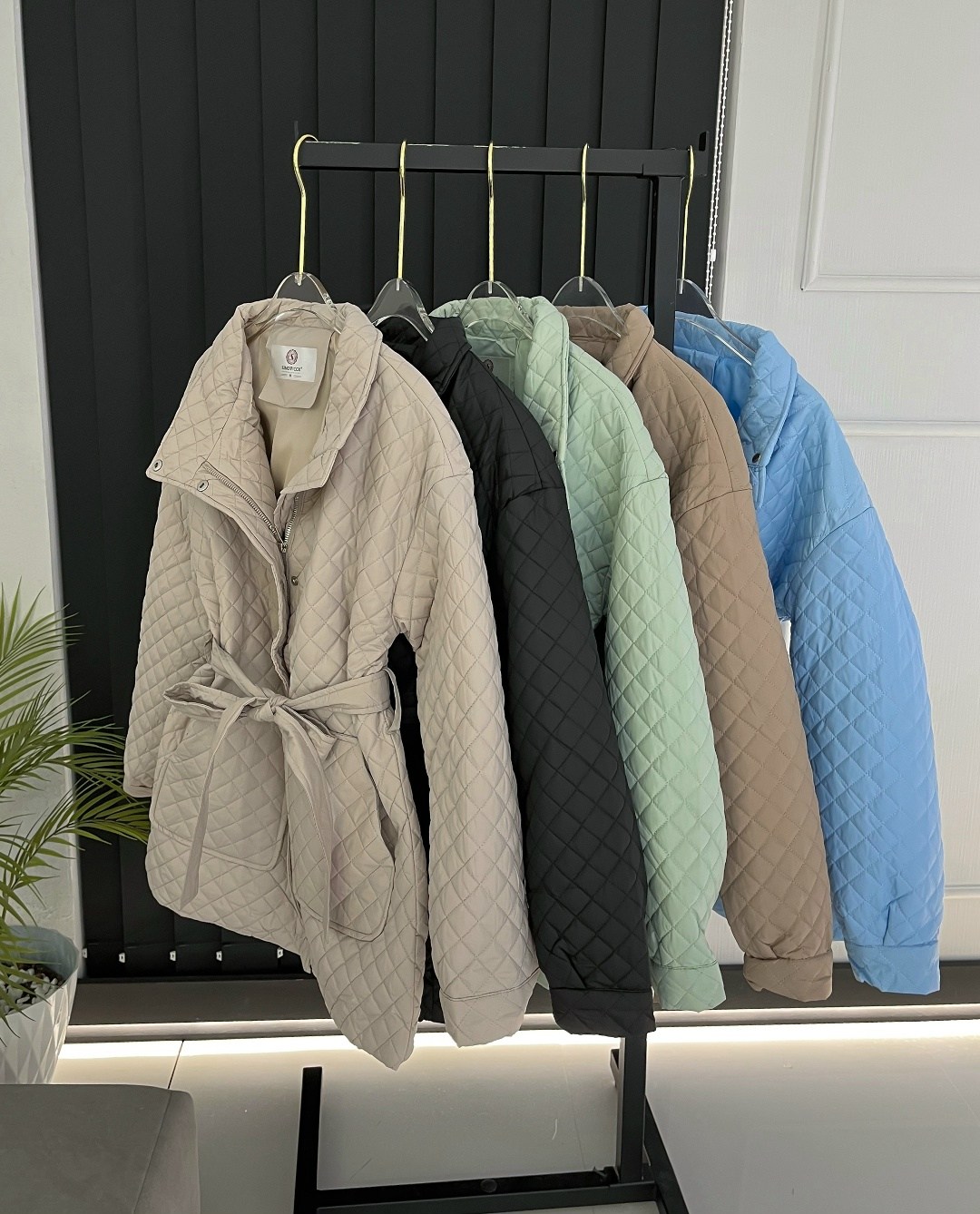 куртка женская,демисезонная куртка,модные стеганные куртки,полупальто стеганое,женская демисезонная куртка