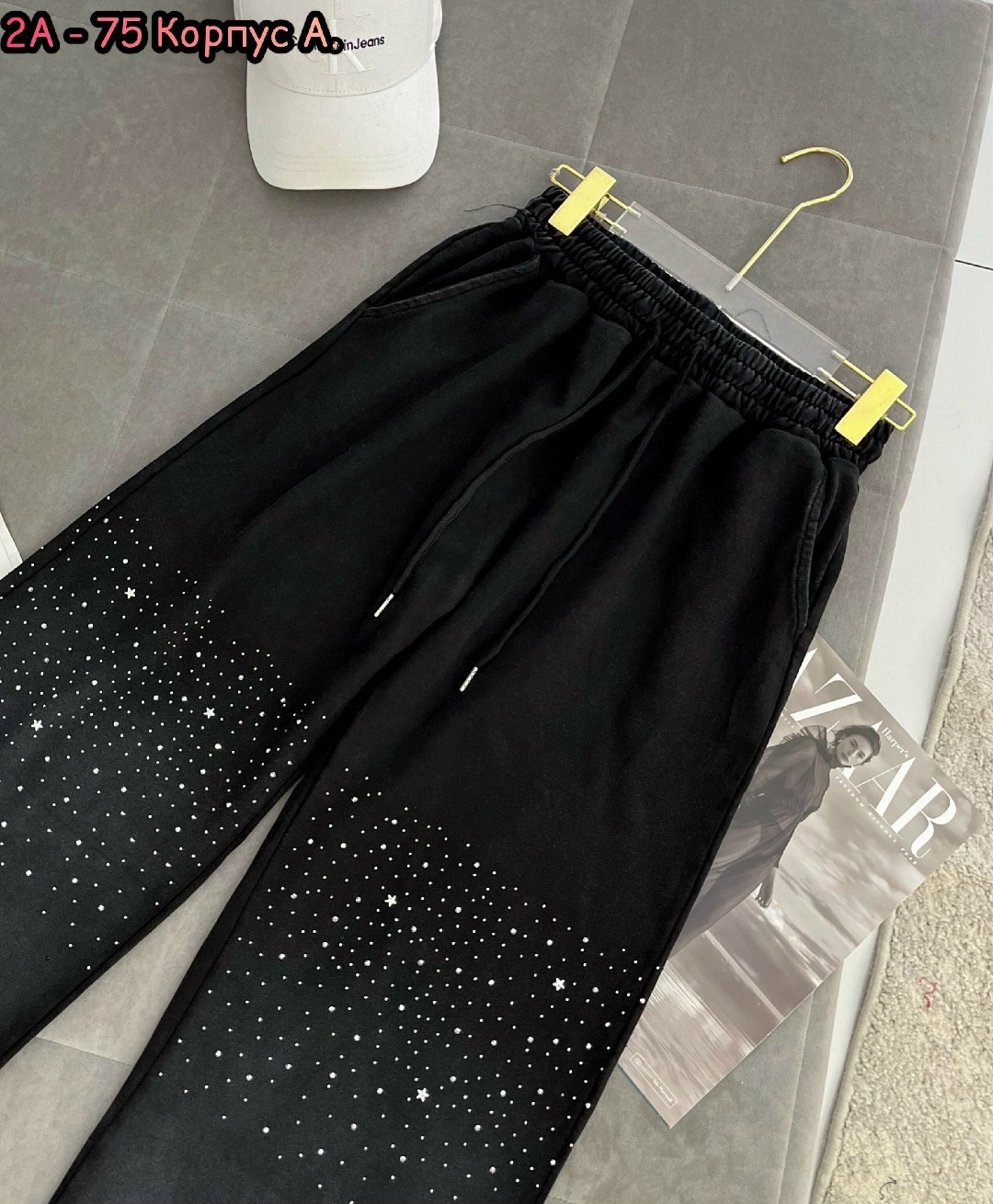 стильные костюмы,женский спортивный костюм,женский костюм,спортивный костюм,костюм женский со стразами