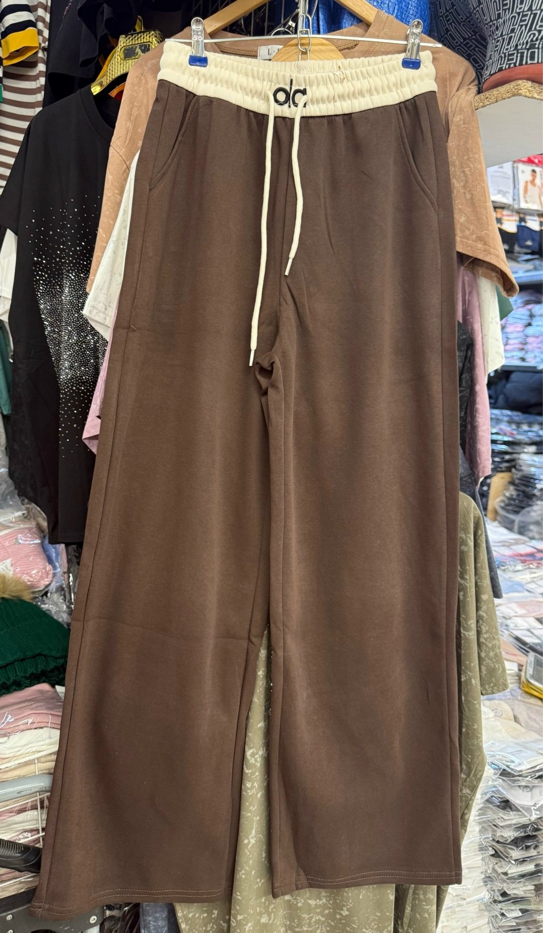 широкие брюки,трикотажные брюки,брюки женские коричневые,брюки спортивные,свободные брюки