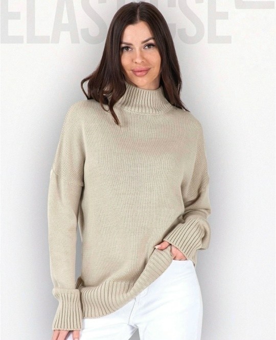 женская кофта,бежевый джемпер,джемпер оверсайз,джемпер с горлом,джемпер