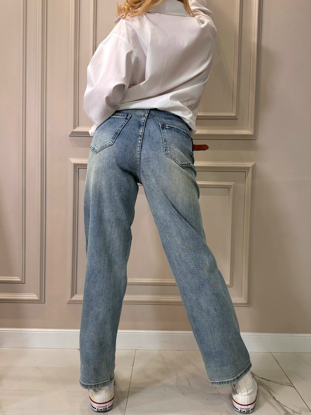 рубашка с джинсами,джинсы модные,женская рубашка,джинсы с рубашкой,джинсы женские