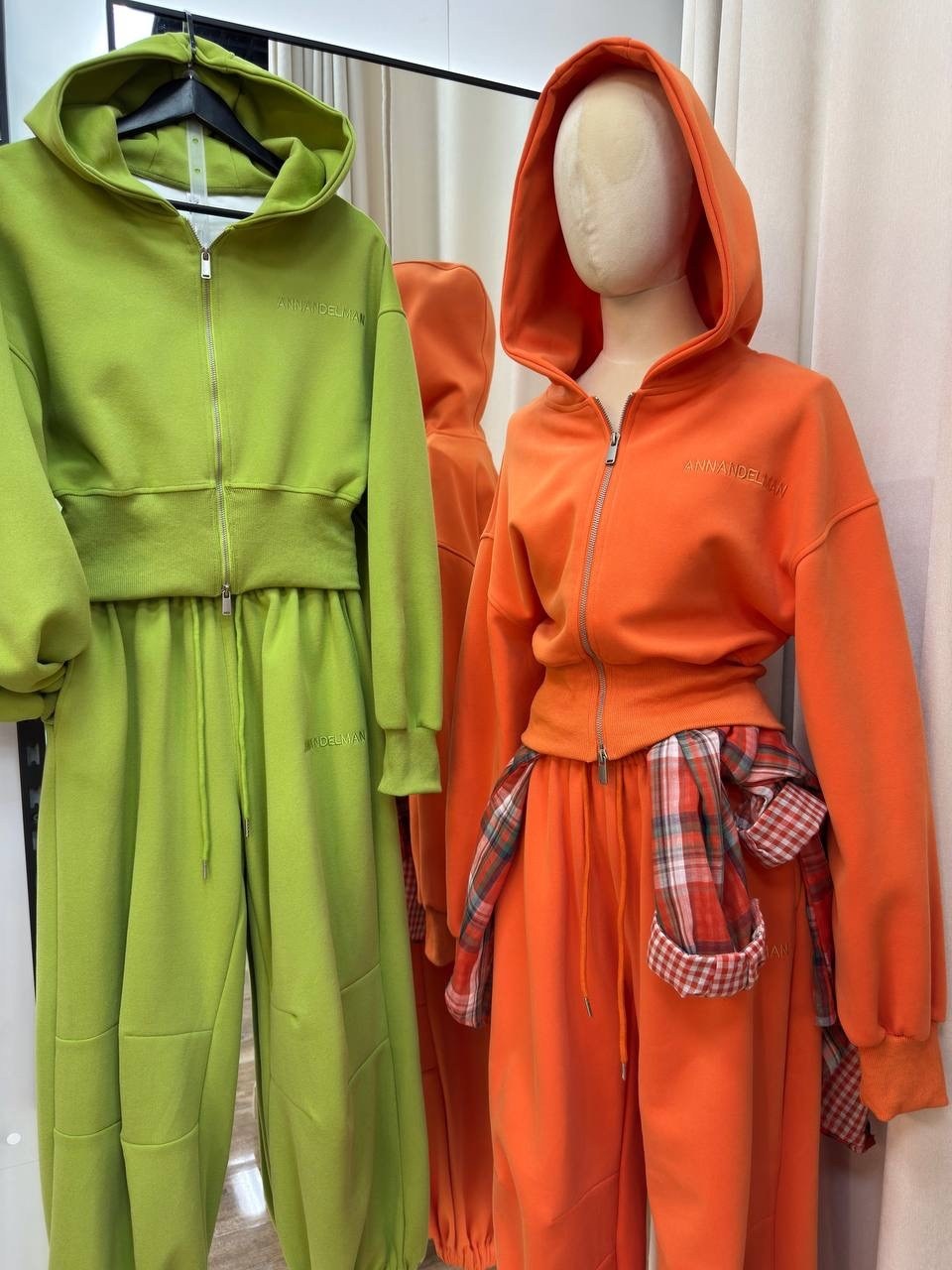 стильные костюмы,костюмчик,брюки спортивные,спортивные костюмы женские