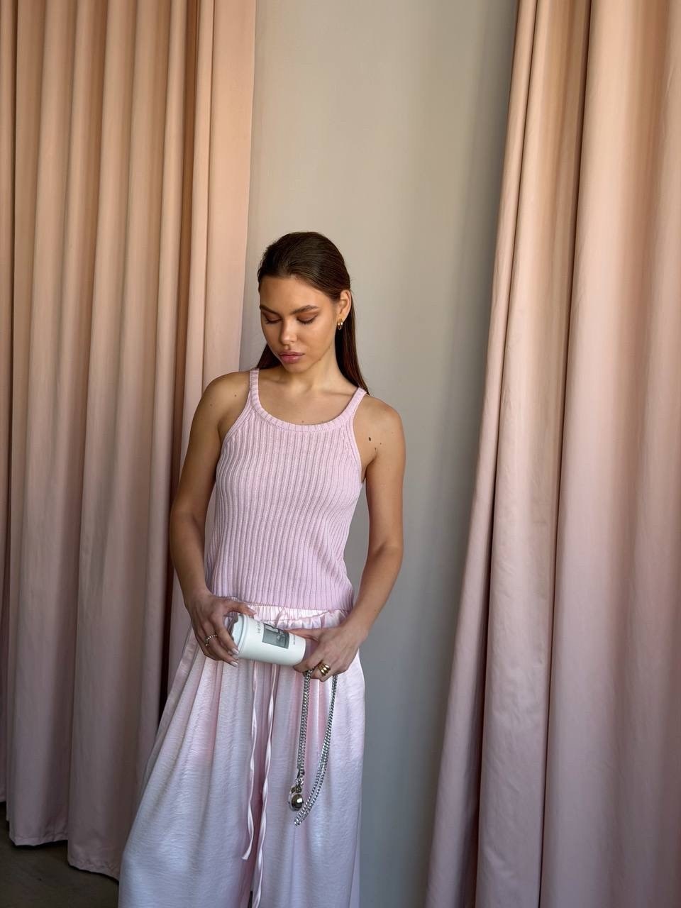 брюки палаццо,прямые брюки,розовые брюки,костюм с брюками,широкие брюки